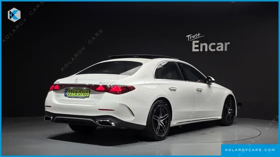 MERCEDES E-CLASS E300 4MATIC AMG LINE