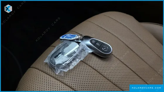 MERCEDES E-CLASS E300 4MATIC AMG LINE