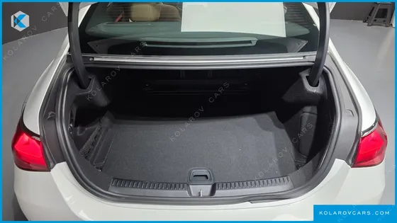 MERCEDES E-CLASS E300 4MATIC AMG LINE