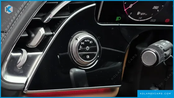 MERCEDES E-CLASS E300 4MATIC AMG LINE