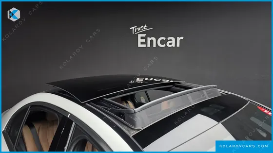 MERCEDES E-CLASS E300 4MATIC AMG LINE