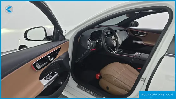 MERCEDES E-CLASS E200 AVANTGARDE