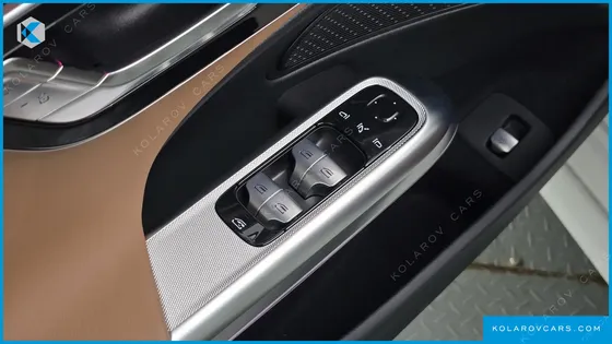 MERCEDES E-CLASS E200 AVANTGARDE