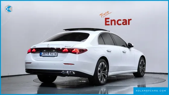 MERCEDES E-CLASS E220D 4MATIC EXCLUSIVE
