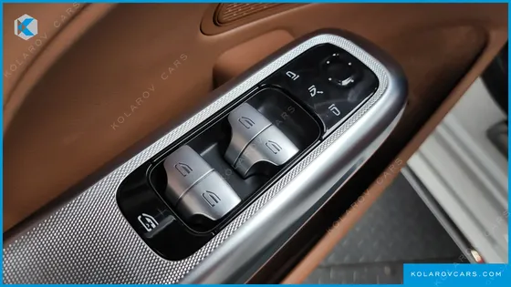 MERCEDES E-CLASS E220D 4MATIC EXCLUSIVE