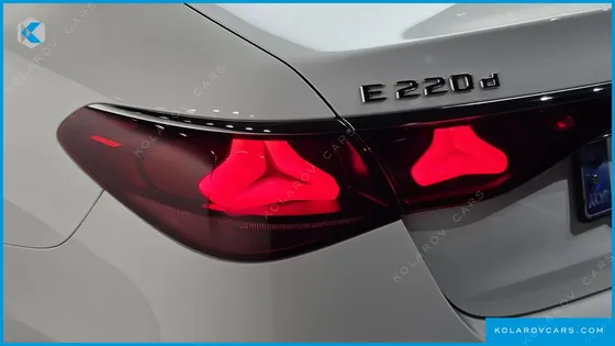 MERCEDES E-CLASS E220D 4MATIC EXCLUSIVE
