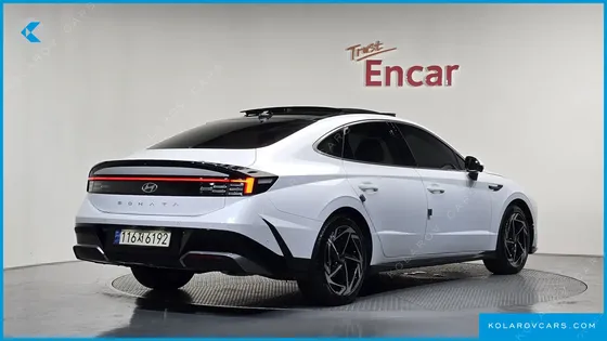 HYUNDAI SONATA INSPIRATION