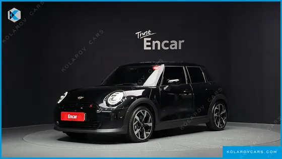MINI COOPER 5 DOOR FAVOURED
