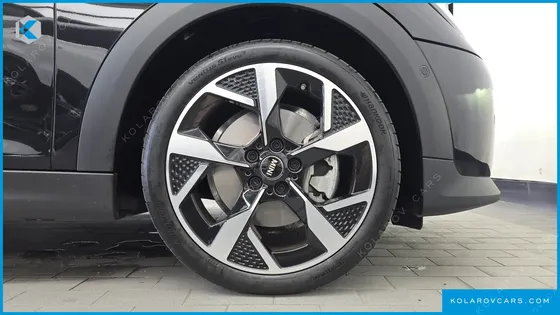 MINI COOPER 5 DOOR FAVOURED