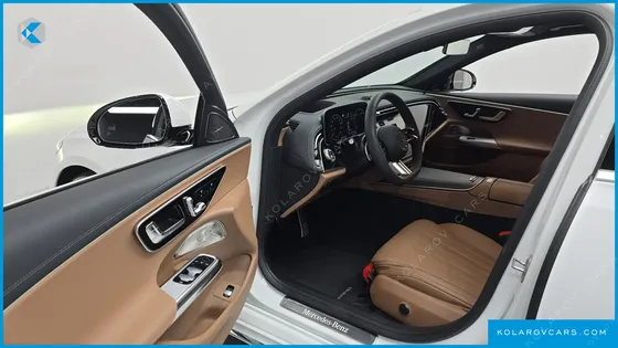 MERCEDES E-CLASS E300 4MATIC AMG LINE