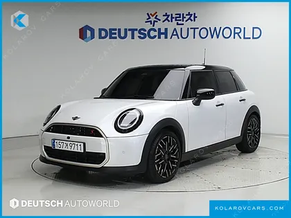 MINI COOPER 5 DOOR FAVOURED