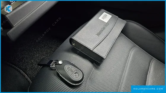 MERCEDES E-CLASS E300 4MATIC AMG LINE