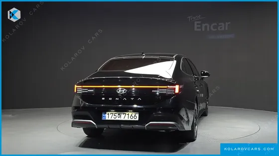 HYUNDAI SONATA INSPIRATION