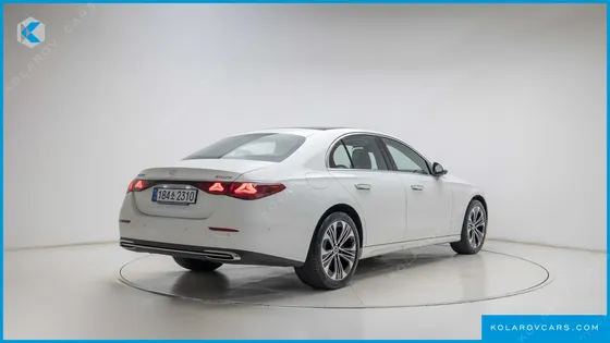 MERCEDES E-CLASS E220D 4MATIC EXCLUSIVE