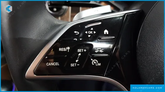 MERCEDES E-CLASS E300 4MATIC EXCLUSIVE