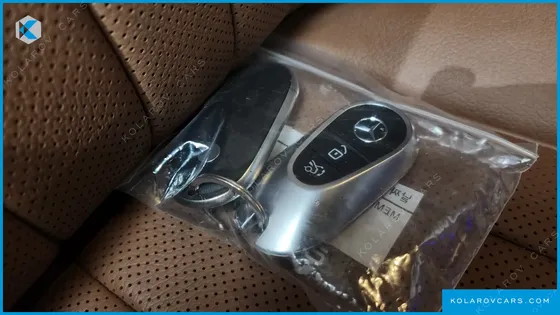 MERCEDES E-CLASS E300 4MATIC EXCLUSIVE