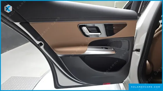 MERCEDES E-CLASS E200 AVANTGARDE