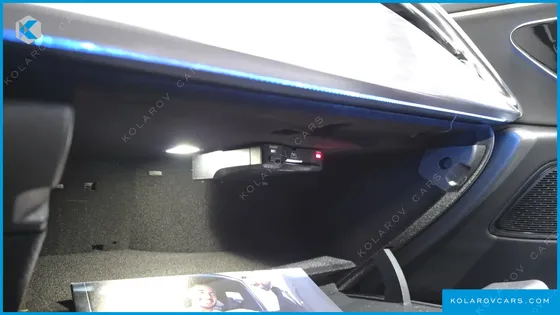 MERCEDES E-CLASS E200 AVANTGARDE