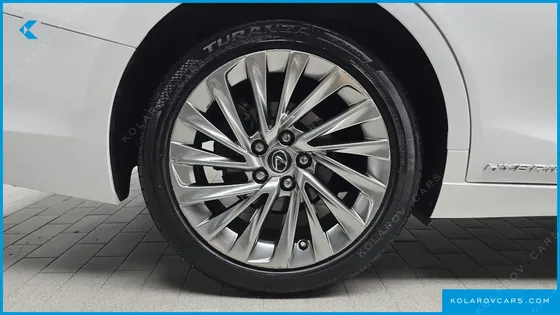 LEXUS ES LUXURY PLUS