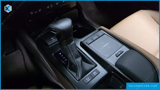 LEXUS ES LUXURY PLUS