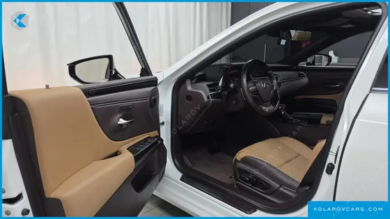 LEXUS ES LUXURY PLUS