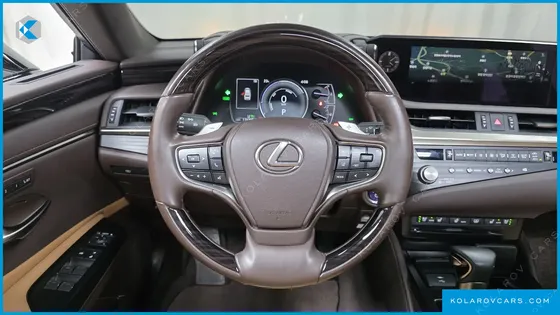 LEXUS ES LUXURY PLUS