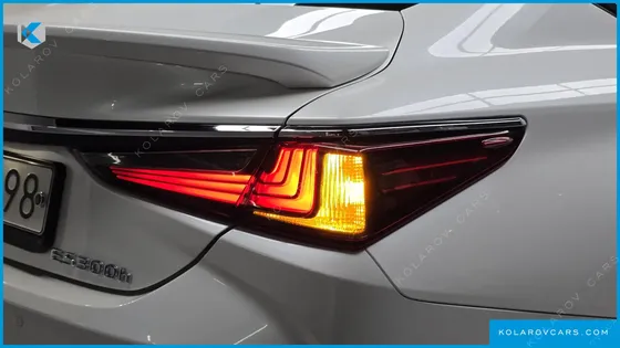 LEXUS ES LUXURY PLUS