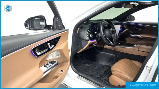 MERCEDES E-CLASS E300 4MATIC EXCLUSIVE