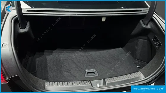 MERCEDES E-CLASS E200 AVANTGARDE
