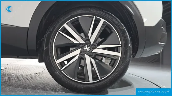 PEUGEOT 3008 1.5 BLUEHDI GT PACK