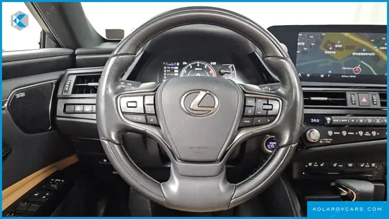 LEXUS ES EXECUTIVE