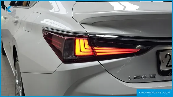 LEXUS ES EXECUTIVE