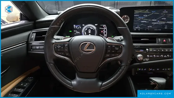 LEXUS ES LUXURY PLUS