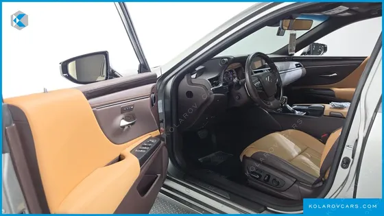 LEXUS ES LUXURY PLUS