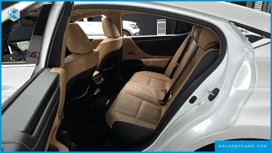 LEXUS ES LUXURY PLUS