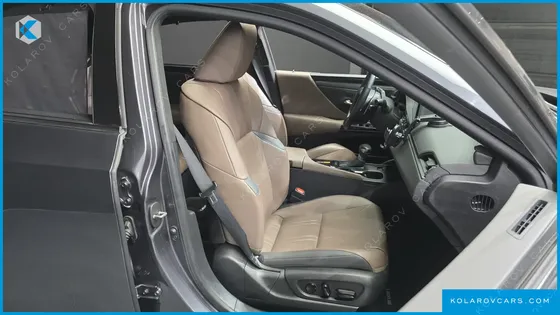 LEXUS ES EXECUTIVE