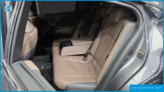 LEXUS ES EXECUTIVE