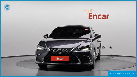 LEXUS ES EXECUTIVE