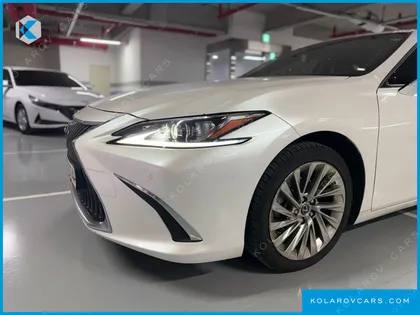 LEXUS ES LUXURY PLUS