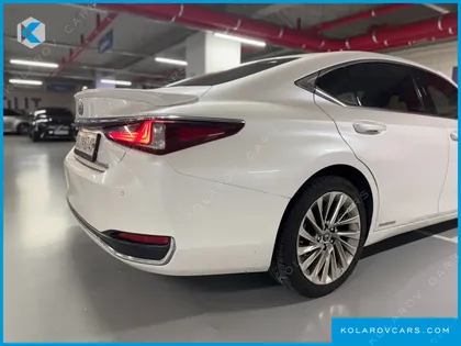 LEXUS ES LUXURY PLUS