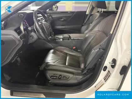 LEXUS ES LUXURY PLUS