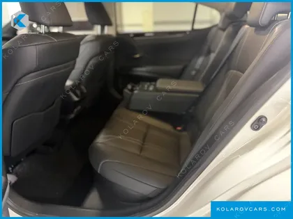 LEXUS ES LUXURY PLUS