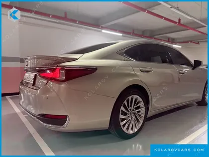 LEXUS ES EXECUTIVE