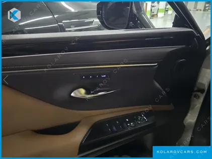 LEXUS ES LUXURY PLUS