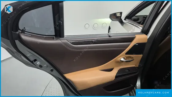 LEXUS ES LIMITED