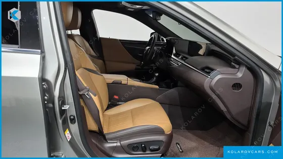 LEXUS ES LIMITED