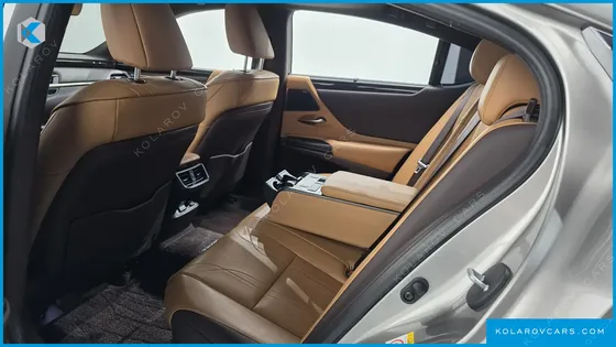 LEXUS ES LIMITED