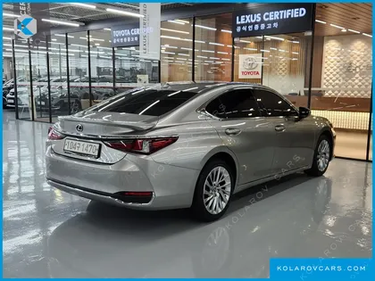 LEXUS ES LUXURY PLUS