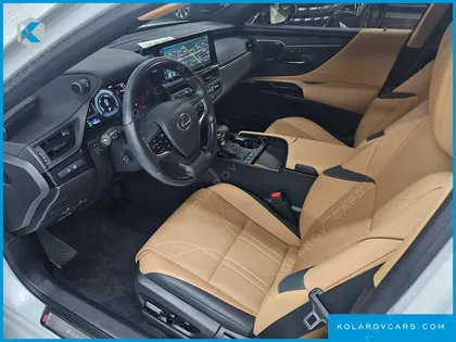 LEXUS ES EXECUTIVE