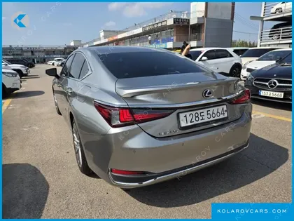 LEXUS ES EXECUTIVE